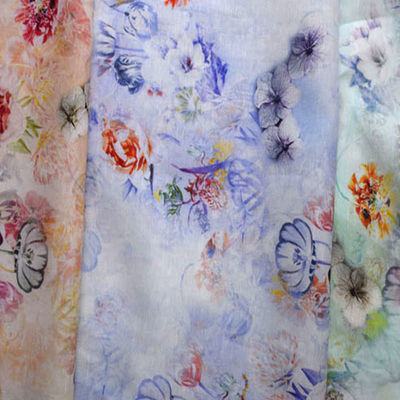 Tulle ricamata 100 ha stampato la saia comoda dell'indumento del tessuto di Tencel tessuta