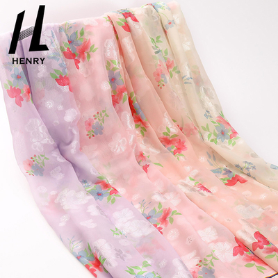 Poliestere su misura Tulle Mesh Fabric For Lady Dress di immaginazione del modello