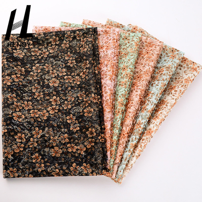 Comercia il panno all'ingrosso popolare di Tulle Mesh For Dresses Polyester Tulle di progettazione del tessuto del ricamo della rete di modo